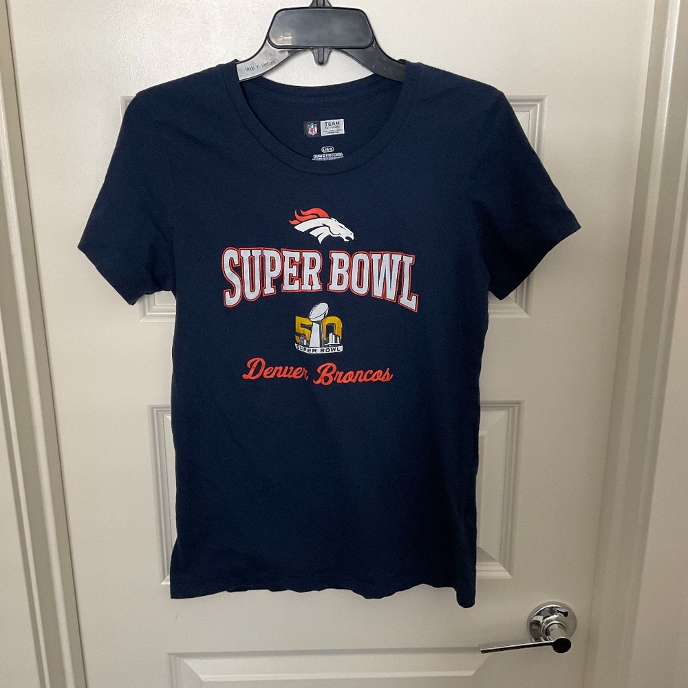 NFL Denver Broncos Super Bowl 50 T Shirt - Large‎